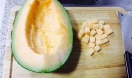 梦见逛街免费吃哈密瓜,免费品尝哈密瓜的逛街之旅