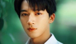 梁时瑜恋情爆料最新消息,神秘男友身份引热议，细节揭秘！”