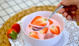 抖音吃瓜300w网红,网红背后的故事